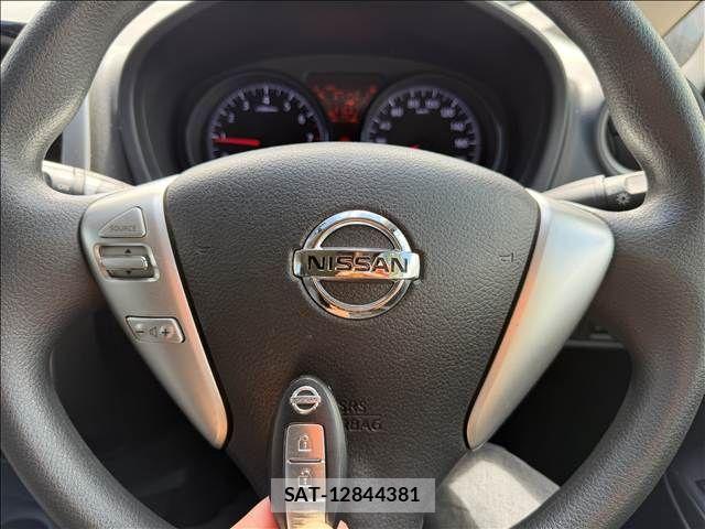 Nissan NOTE 2015-09 8884102-17