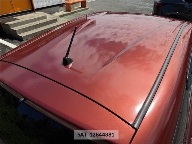 Nissan NOTE 2015-09 8884102-18