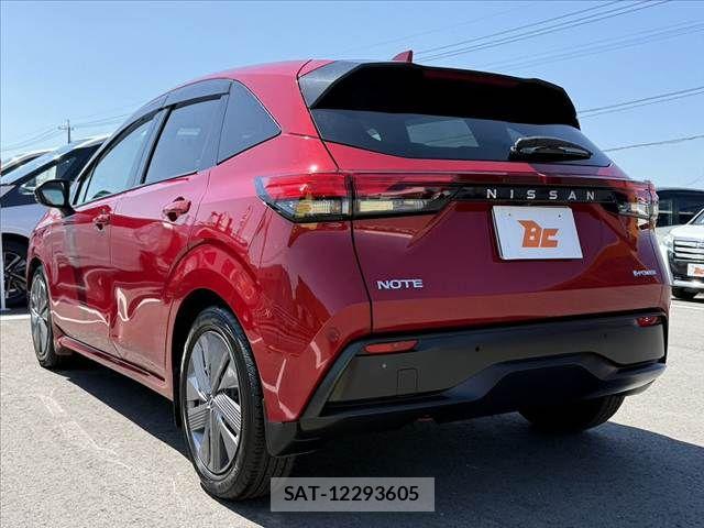 Nissan NOTE 2022-03 8884089-14
