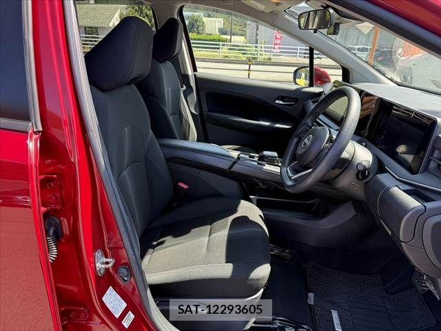 Nissan NOTE 2022-03 8884089-15