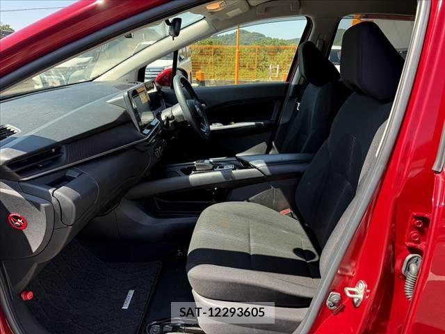 Nissan NOTE 2022-03 8884089-16