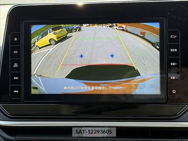 Nissan NOTE 2022-03 8884089-5