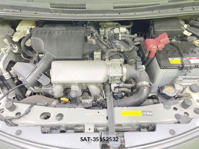 Nissan NOTE 2014-03 8884104-17