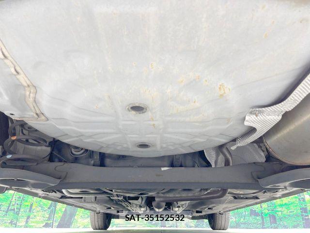 Nissan NOTE 2014-03 8884104-18