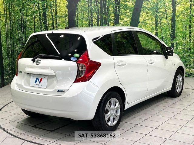 Nissan NOTE 2013-09 8884101-16
