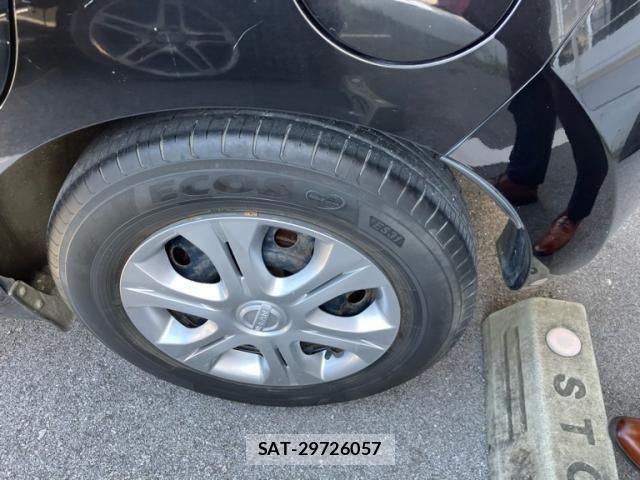 Nissan NOTE 2015-09 8884105-11