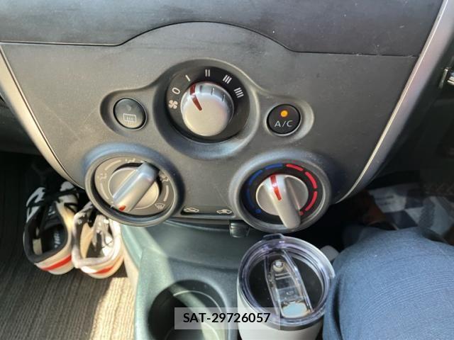 Nissan NOTE 2015-09 8884105-21