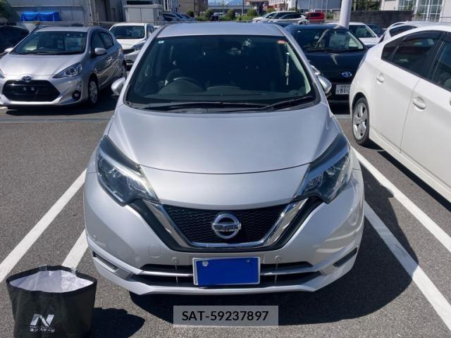Nissan NOTE 2017-05 8884103-0