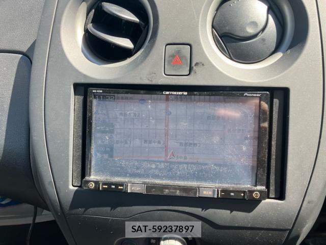 Nissan NOTE 2017-05 8884103-17