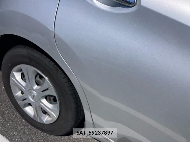 Nissan NOTE 2017-05 8884103-8