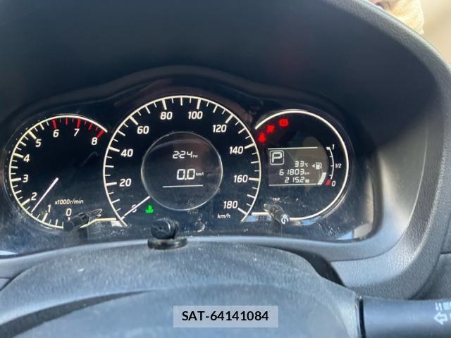 Nissan NOTE 2013-09 8884106-16