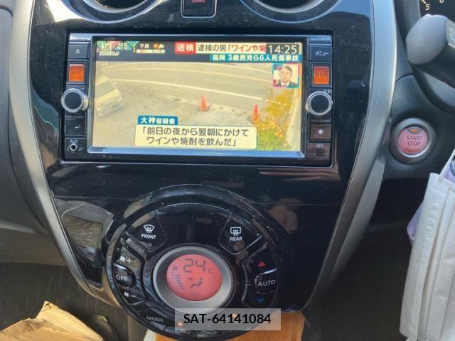 Nissan NOTE 2013-09 8884106-17