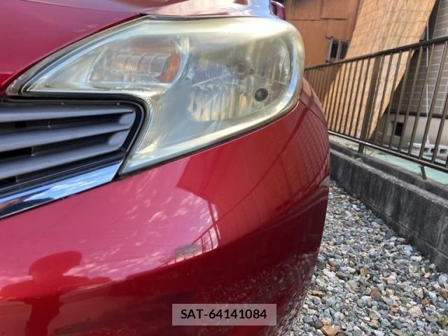 Nissan NOTE 2013-09 8884106-2