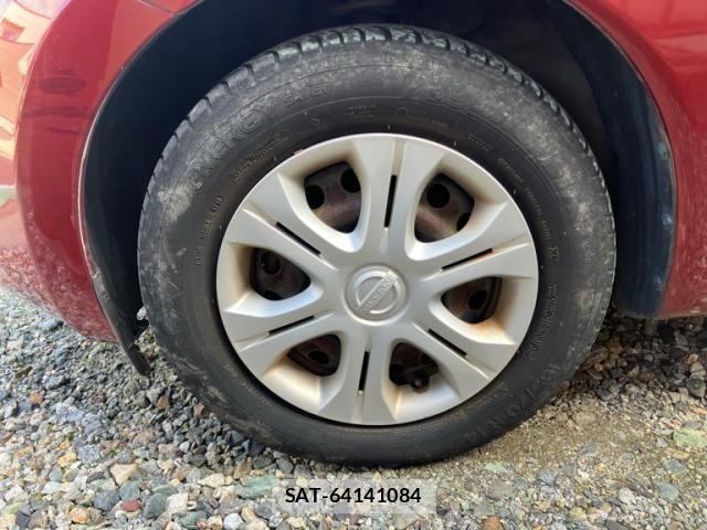 Nissan NOTE 2013-09 8884106-3