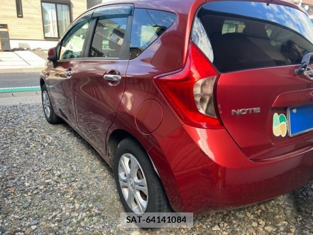 Nissan NOTE 2013-09 8884106-6