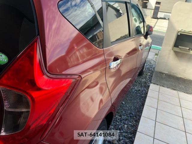 Nissan NOTE 2013-09 8884106-7