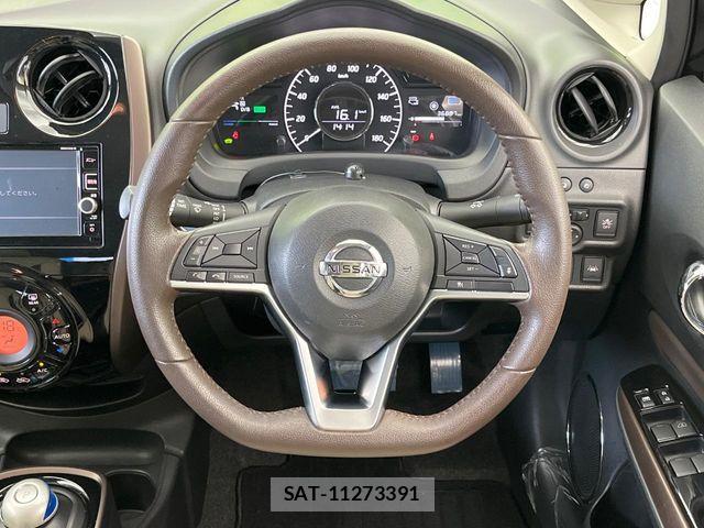 Nissan NOTE 2018-03 8884092-11