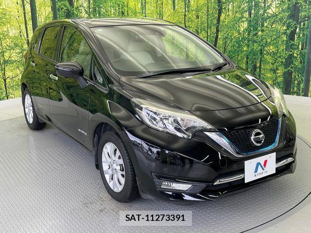Nissan NOTE 2018-03 8884092-16