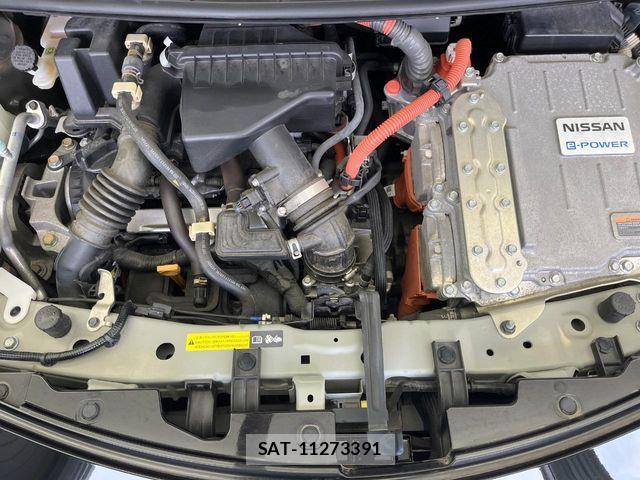 Nissan NOTE 2018-03 8884092-18