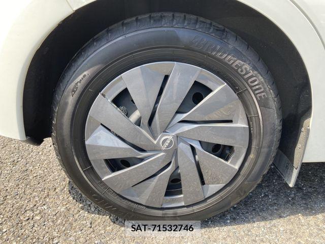 Nissan NOTE 2021-07 8884095-11