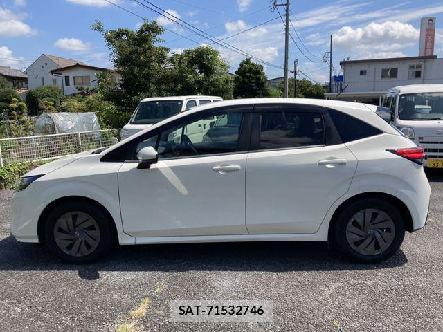 Nissan NOTE 2021-07 8884095-7