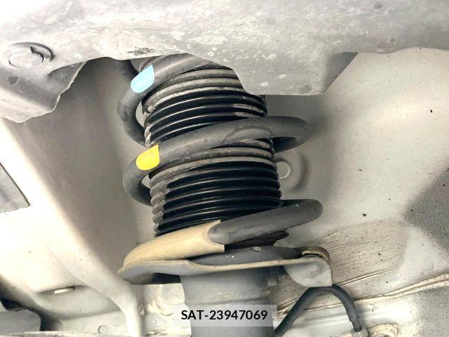 Nissan NOTE 2019-08 8884094-19