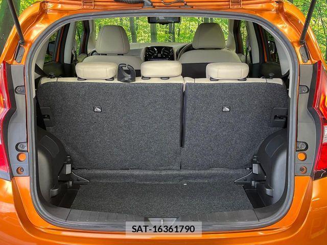 Nissan NOTE 2017-09 8884093-9