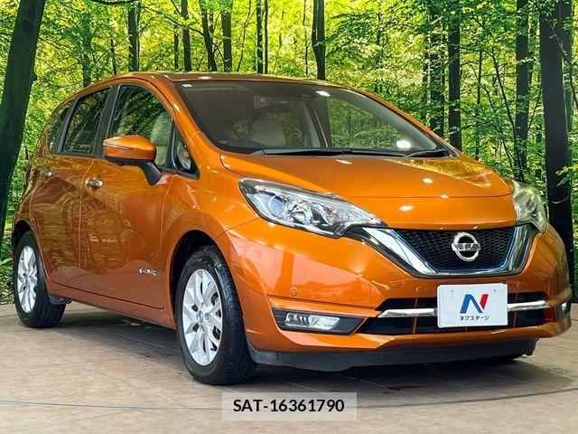 Nissan NOTE 2017-09 8884093-15