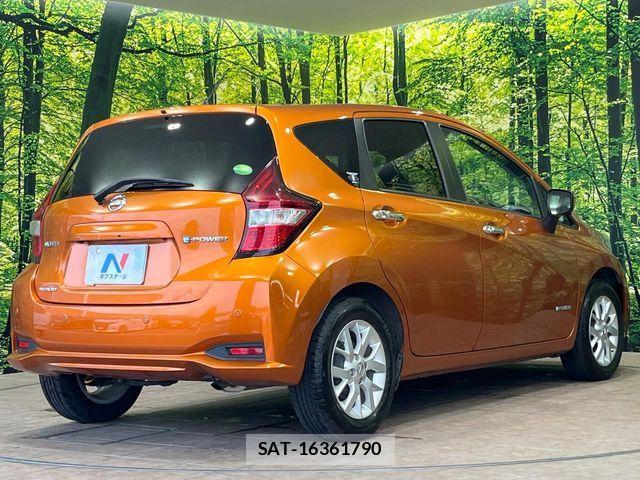 Nissan NOTE 2017-09 8884093-16