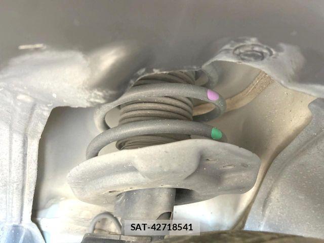 Nissan NOTE 2022-08 8884087-19