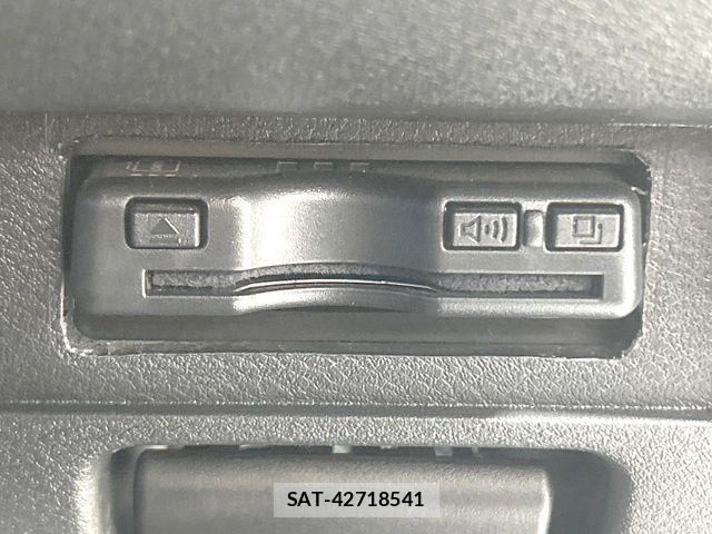Nissan NOTE 2022-08 8884087-6