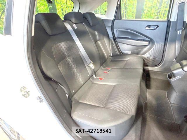 Nissan NOTE 2022-08 8884087-8