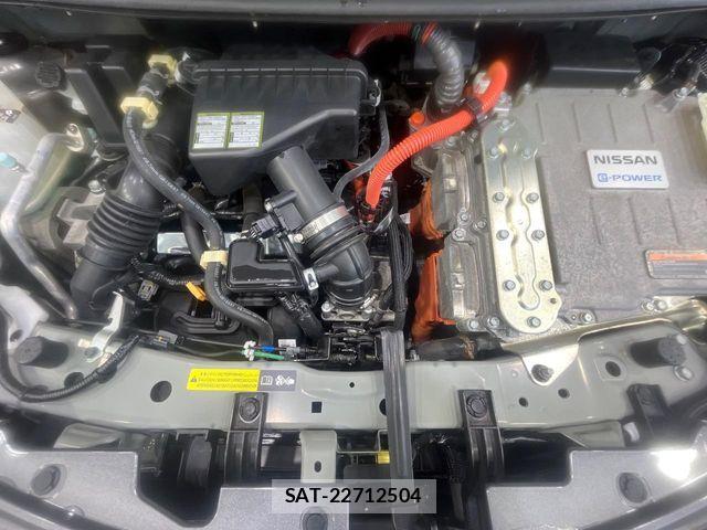 Nissan NOTE 2018-12 8884090-17
