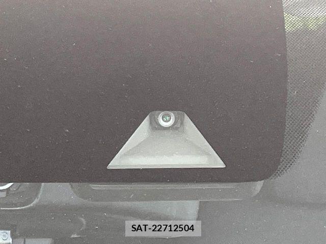 Nissan NOTE 2018-12 8884090-4