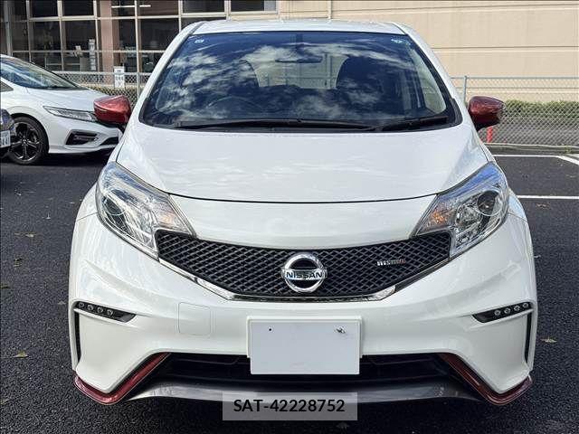 Nissan NOTE 2015-10 8884099-20