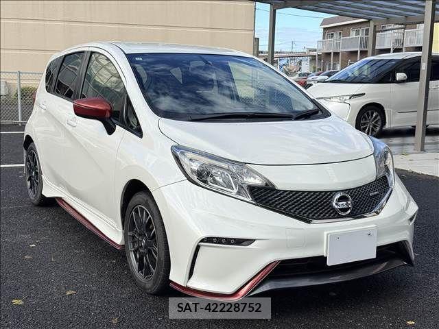 Nissan NOTE 2015-10 8884099-4