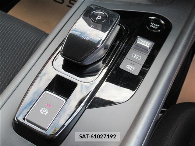 Nissan NOTE 2021-11 510122-11