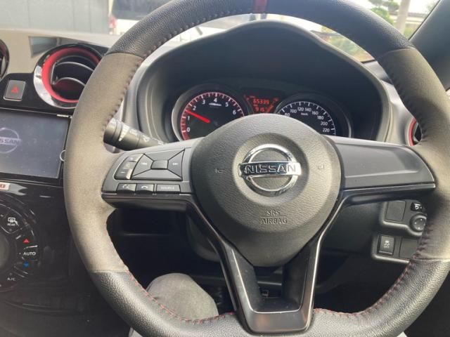 Nissan NOTE 2018-08 1464801-9