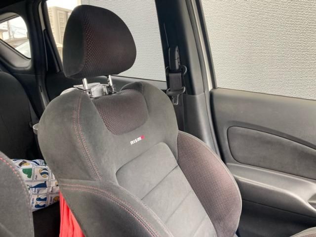 Nissan NOTE 2018-08 1464801-23