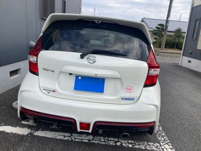 Nissan NOTE 2018-08 1464801-3