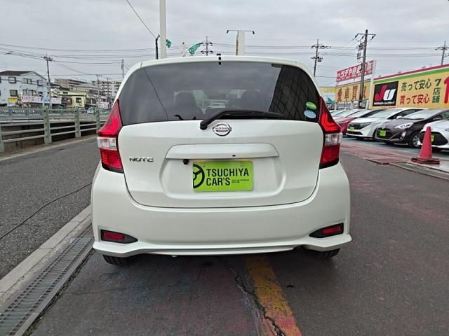 Nissan NOTE 2017-03 3678673-9