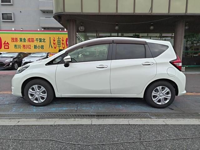 Nissan NOTE 2017-03 3678673-11