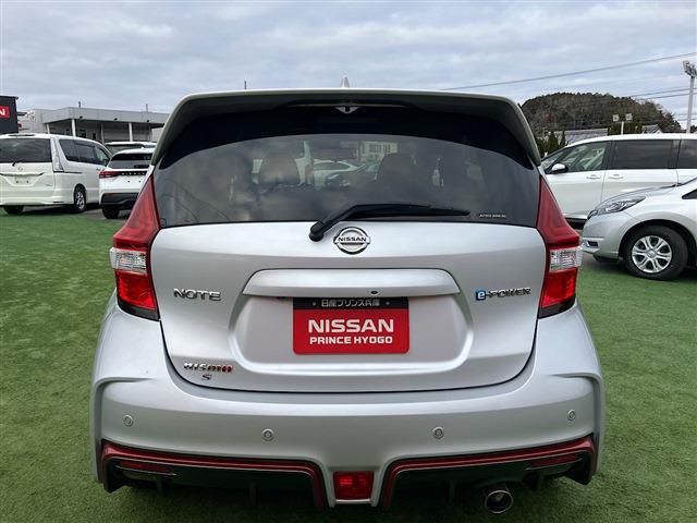 Nissan NOTE 2018-11 3678546-17