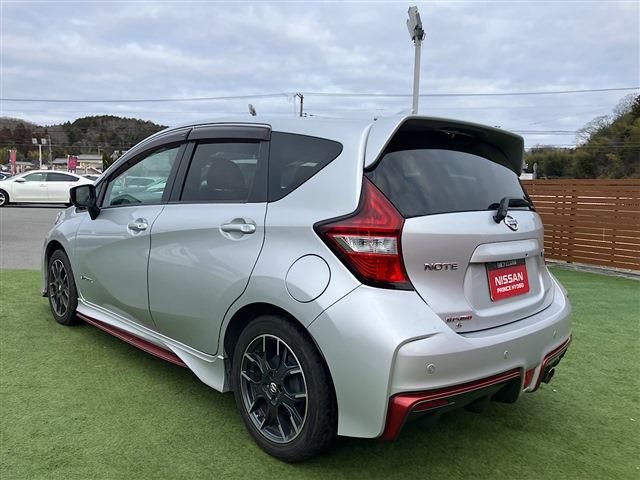 Nissan NOTE 2018-11 3678546-1