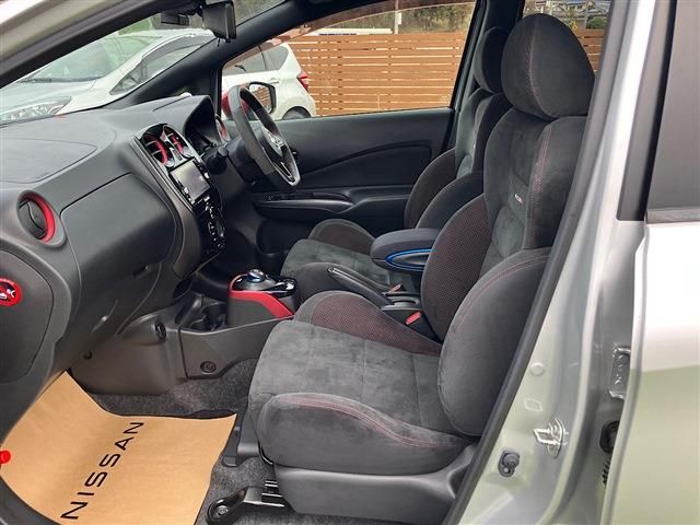 Nissan NOTE 2018-11 3678546-29