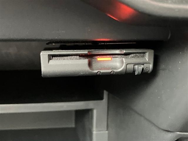 Nissan NOTE 2018-11 3678546-7