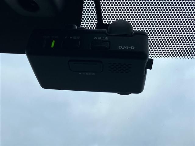 Nissan NOTE 2018-11 3678546-8