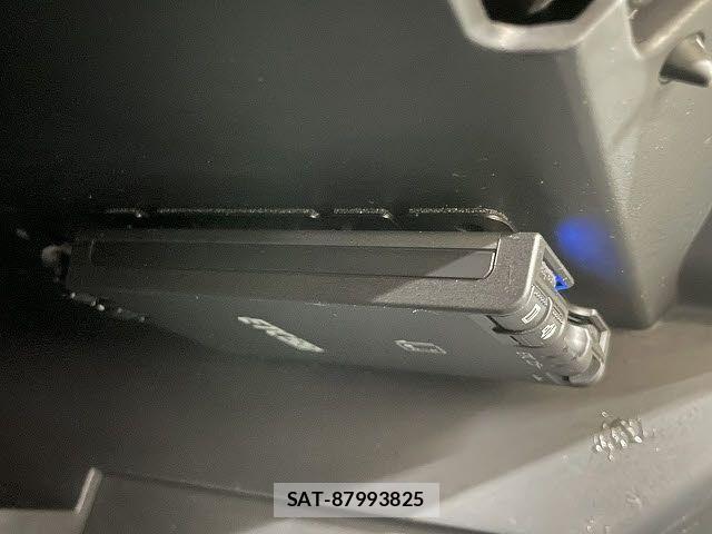 Nissan NOTE 2017-12 3773347-14