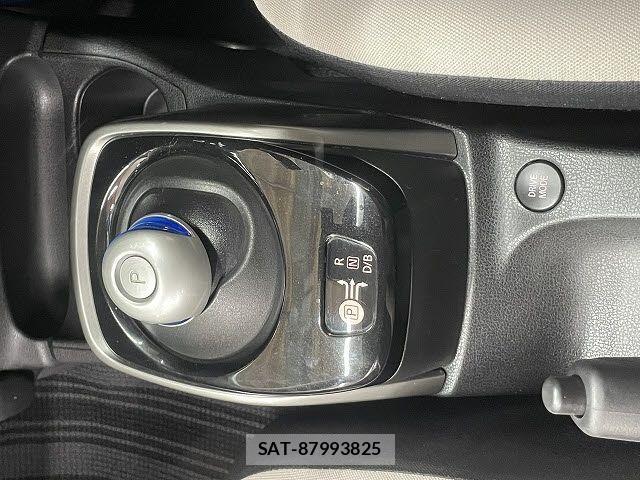 Nissan NOTE 2017-12 3773347-15