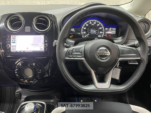 Nissan NOTE 2017-12 3773347-1
